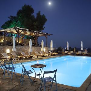 Yalis Hotel